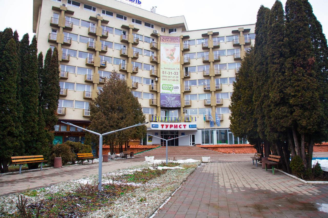 Tourist Chernivtsi Exterior foto